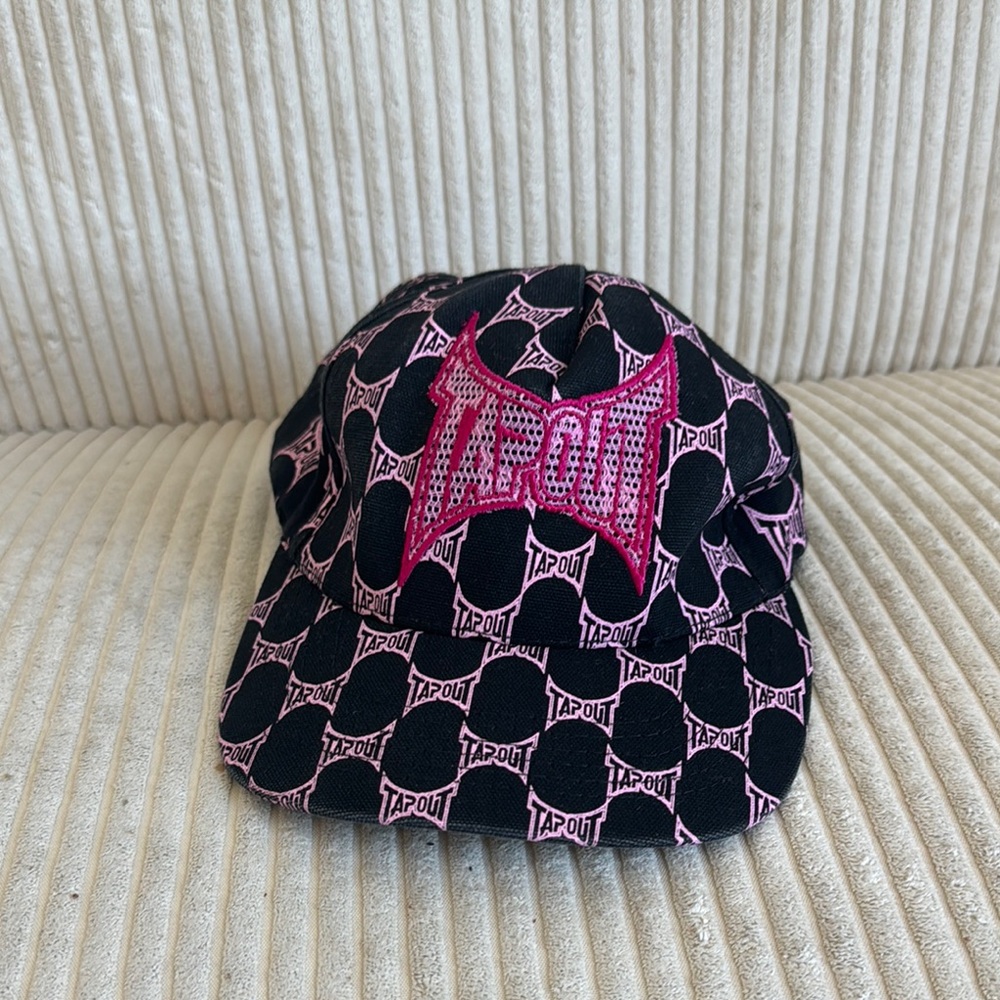 Tapout Black and Pink Logo Cap